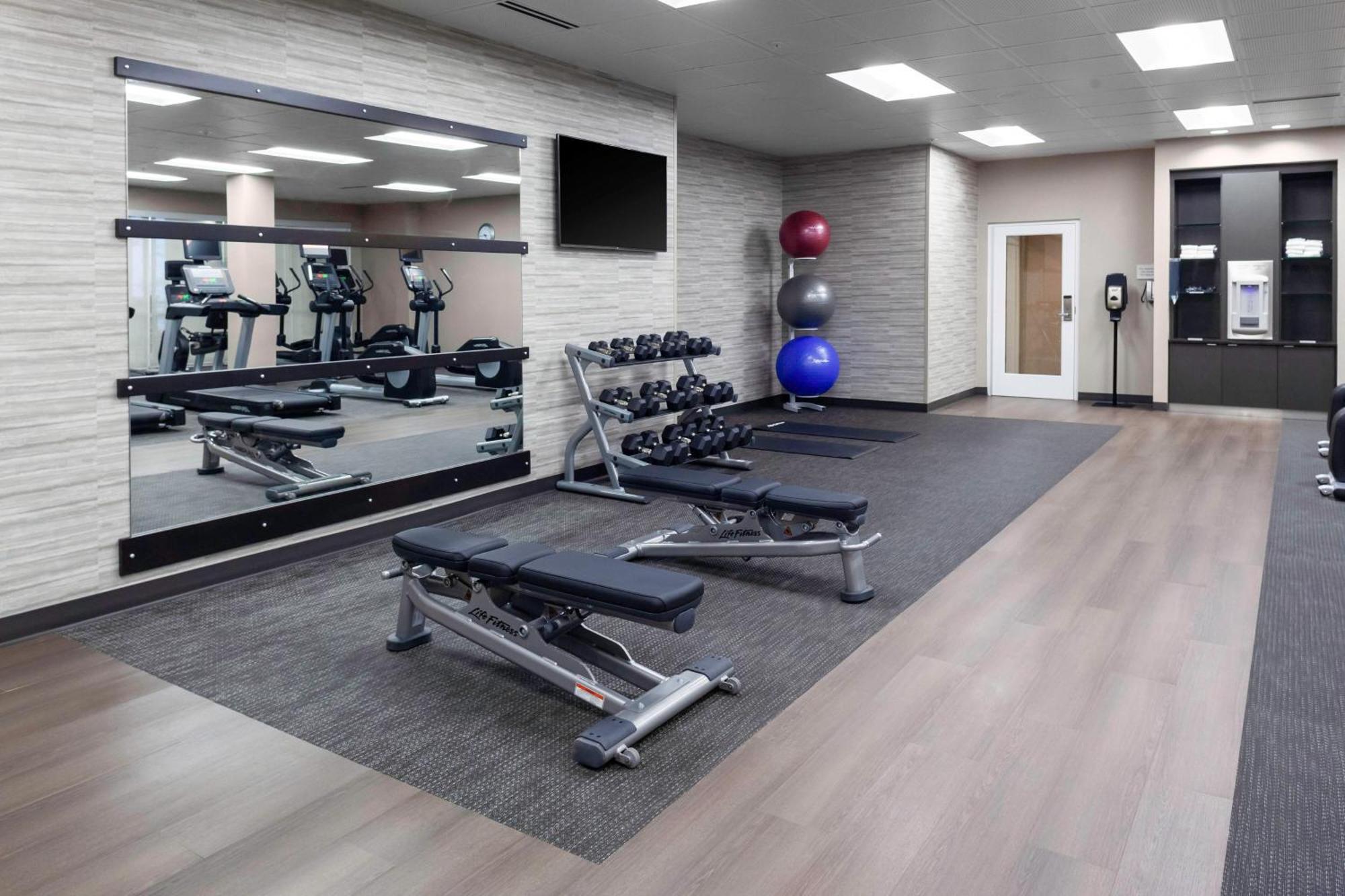 Hotel Courtyard By Marriott St. Louis West County Town and Country Zewnętrze zdjęcie